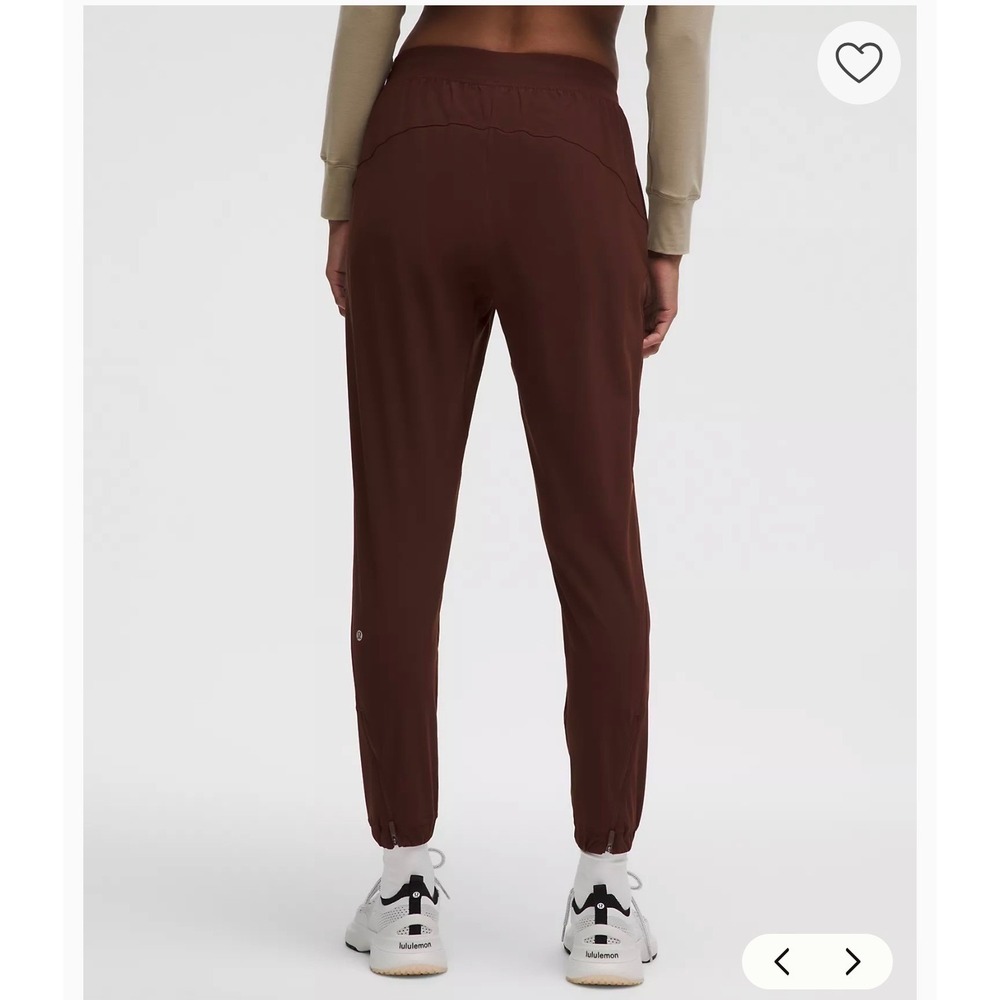 Lululemon Adapted State High-Rise JoggerRegular size 4 Burgundy W5CVMS‎
